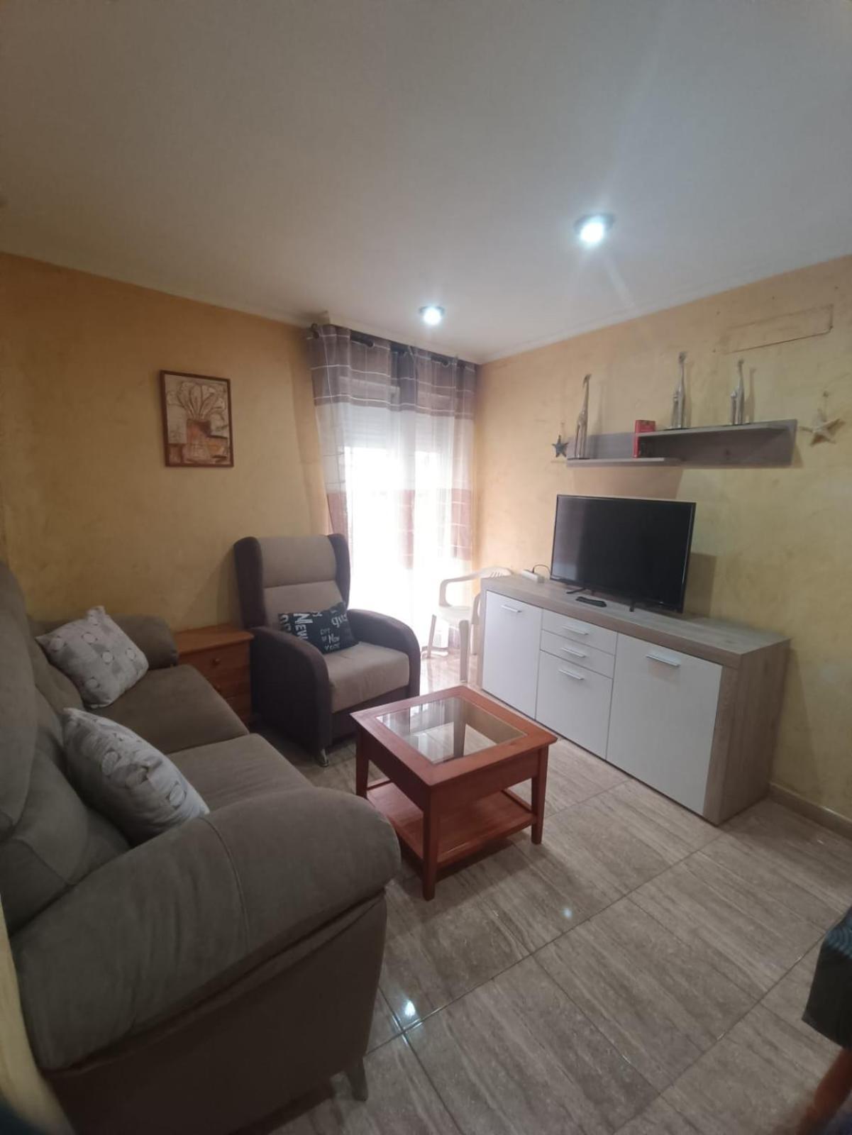 Pet Friendly - Apartamento Centrico Y Cerca De La Playa ซานตาโปลา ภายนอก รูปภาพ